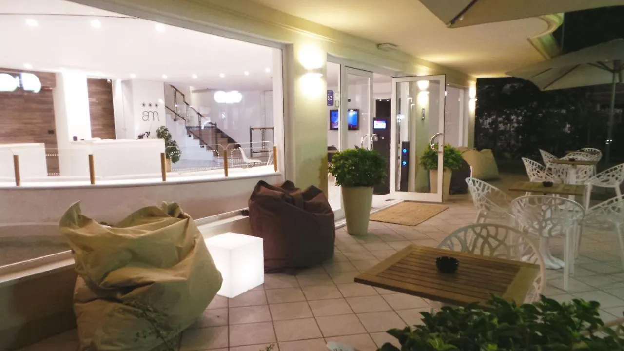 Hotel Aria Di Mare - Bed & Brunch In Centro A Riccione