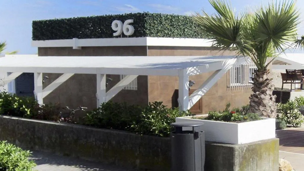 Hotel Aria Di Mare - Bed & Brunch In Centro A Riccione
